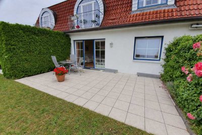 Ruhige helle 2-Zimmer Erdgeschosswohnung 74m² mit Terrasse EBK Duschbad Neumünster Gadeland