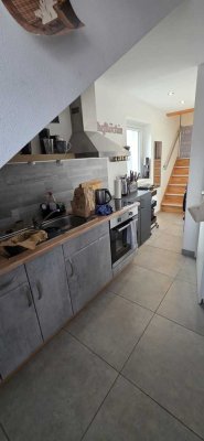 Möblierte 2-Zimmer Wohnung im 2. OG in Ludwigshafen-Friesenheim