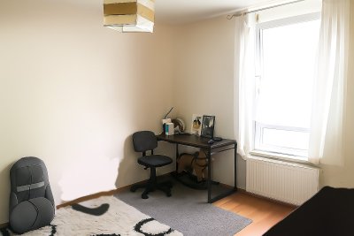 keine klassische WG! Wohnung fast zur Alleinnutzung, da Vermieter kaum vor Ort!