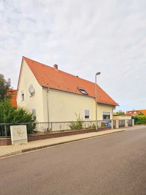 *LAGE*Zweifamilienhaus (202m² Bruttogrdfl.) + Nebengebäude in ruhiger Lage von Hanau Steinheim