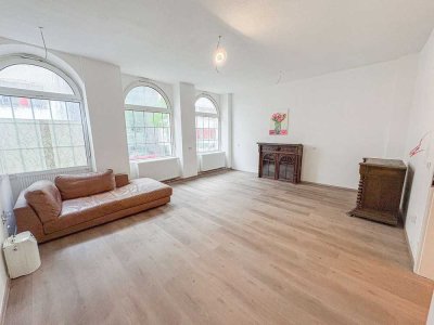 Hochwertig saniert: Komfortable 2-Zimmer-Wohnung in Velberts Innenstadt