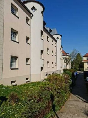+++ 2 Raumwohnung mit Balkon und großer Küche in ruhiger Lage von Marienthal +++