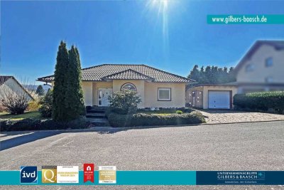Malborn Thiergarten: Renovierungsbedürftiges Einfamilienhaus mit Garten und Garage in ruhiger Lage