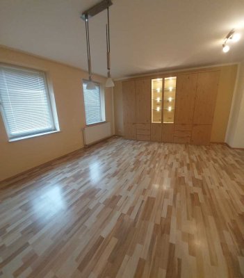 Zuhause mit 2 Zimmern in Essen