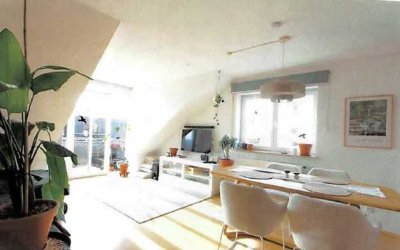 Gepflegte 3‑Zimmer Dachgeschosswohnung in Ingolstadt  / Gerolfing