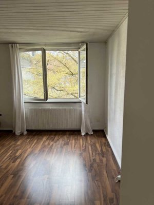 Wohnung mit Balkon in Burtscheid *3er WG geeignet*