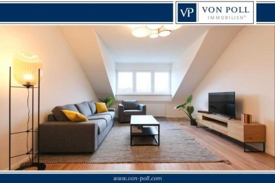 Möblierte und voll ausgestattete Drei-Zimmer-Dachgeschosswohnung mit Balkon