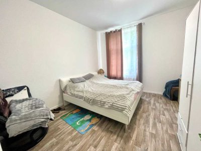 3-Zimmer Altbauwohnung in zentrale Lage