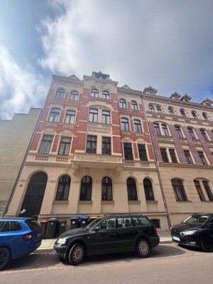 Erstbezug nach Sanierung! 1-RW mit Balkon zu vermieten!