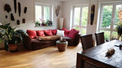 Ruhige, gemütliche 3-Zimmerwohnung mit Garten im EG und großer Terrasse im 1. OG