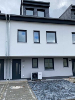 Provisionsfrei vom Eigentümer, Europäischen Schule, Luxus Traumhaus, Neubau 2025 Energieklasse A+