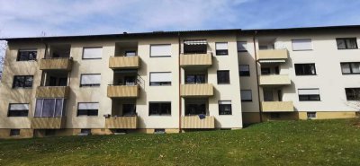 Freundliche und gepflegte 2-Zimmer-Wohnung mit Balkon in Pfarrkirchen