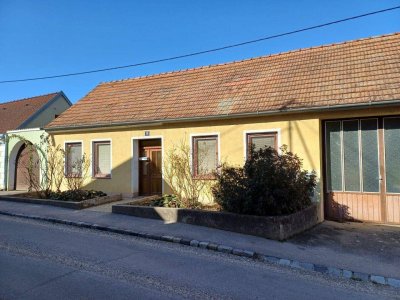 Einfamilienhaus in Erdberg: 3 Zimmer, Garten, Garage – für 129.000,-