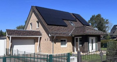 Traumhaftes, provisionsfreies EFH in Vogelsdorf mit Pool, Kamin, PV
