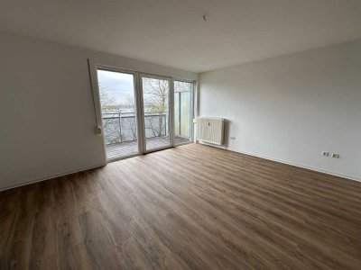 *NEU* 2-Zimmerwohnung mit EBK und Balkon in Erkner