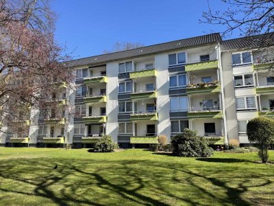 kleine, feine 2 Zimmer Wohnung mit Balkon