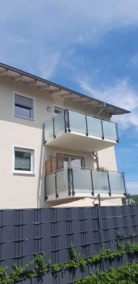 Zentrumsnahe, helle 3- Zimmer- Wohnung mit großem Balkon in Taufkirchen/ Vils