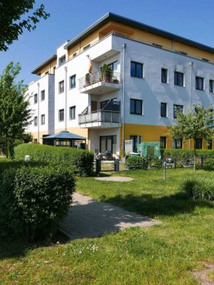 Wohnen im Grünen - 2 Zimmer mit Balkon und Stellplatz