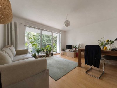 2ZKB großer Balkon, Blick ins Grüne, TL-Bad mit Wanne+ Dusche, Parkett