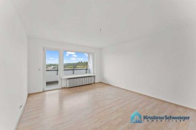 Sofort einziehen & wohlfühlen über den Dächern von Erlangen! 2 Zimmer-Wohnung mit großem Balkon