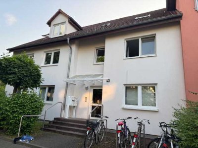 Helle 3 Zimmer Wohnung mit Balkon in Giessen - an der Lahn