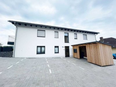 Ansprechende und neuwertige 3-Raum-EG-Wohnung mit geh. Innenausstattung mit Balkon und EBK