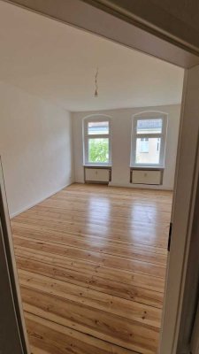 Exklusive neu sanierte 3-Raum-Wohnung mit Balkon und EBK in Berlin Siemensstadt (Spandau)