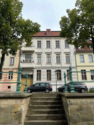 Eigentumswohnung (vermietet) in Baudenkmal im historischen Zentrum von Potsdam