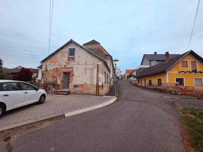 SANIERUNGSOBJEKT IN ATTRAKTIVER LAGE MIT VIEL PLATZ UND MÖGLICHKEITEN