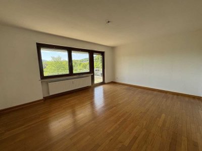 TRIER-ZEWEN - schöne 3 Zimmer Wohnung mit Balkon - sofort frei