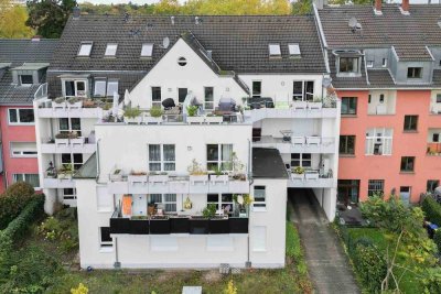 Lichtdurchflutete Penthouse-Maisonette mit Dachterrasse – stilvolles Wohnen in gefragter Lage