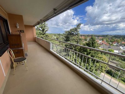 2,5 ZKB-Wohnung mit großem Balkon im Herzen von Grünstadt