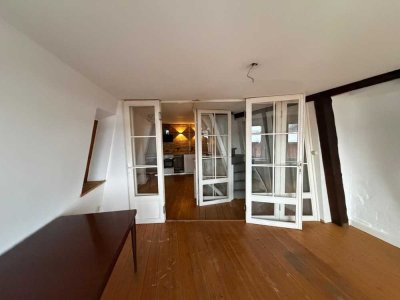 Altbaucharme auf 3,5-Zimmer Wohnung in Lübecker Altstadt an der Trave