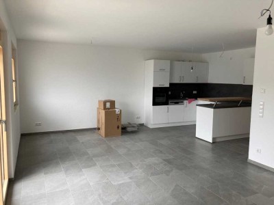 Moderne 2,5-Zi.-Terrassenwohnung mit Garten in Zimmern u.d.B.