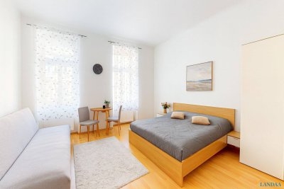 ++ NEU ++ Helle Anlegerwohnung im Altbau – gut vermietet! Top-Lage Währing