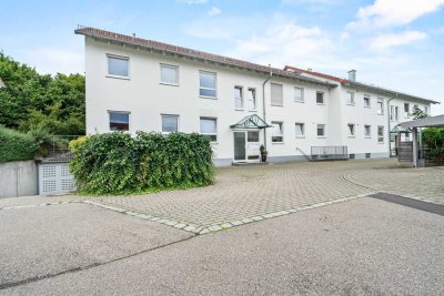 3-Zi.-Maisonette mit Balkon, Stellplätzen & Potenzial – renovierungsbereit zum Top-Preis!