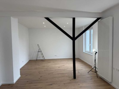 Erstbezug nach Sanierung: attraktive 3-Zimmer Altbauwohnung mit gehobener Innenausstattung