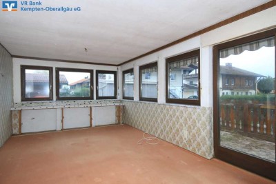 Abrissreifes Einfamilienhaus mit Neubaupotenzial