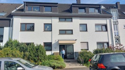 Attraktive  sonnige  3 Zimmerwohnung in ruhiger zentraler Lage