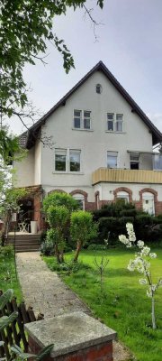 Preiswerte, gepflegte 4-Zimmer-Wohnung mit EBK in Steinheim