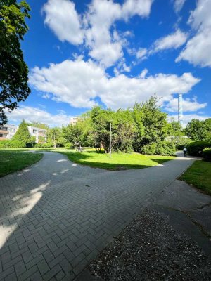 Charmante 3-Zimmer-Wohnung mit großem Privat-Garten in ruhiger Lage – direkt am Nordwestzentrum!