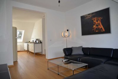 Helle und stylisch möblierte Wohnung, nähe Klinikum / Messe / City