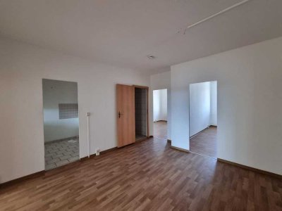 Frisch renovierte 4-Raumwohnung