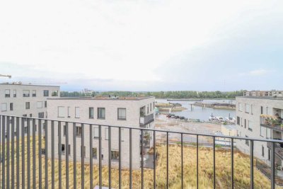 Penthouse-Feeling: Lichtdurchflutetes Wohnambiente mit großzügigem Balkon und moderner Ausstattung