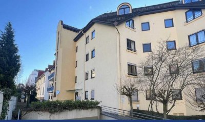 Charmante 2,5 Zi. WHG mit Loggia in perfekter Lage in Baden-Baden!**
