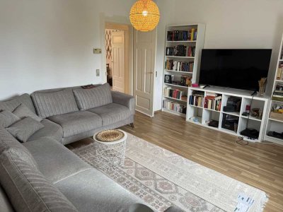 Lichtdurchflutete 2,5-Zimmer-Wohnung mit EBK in Karlsruhe Südwest !