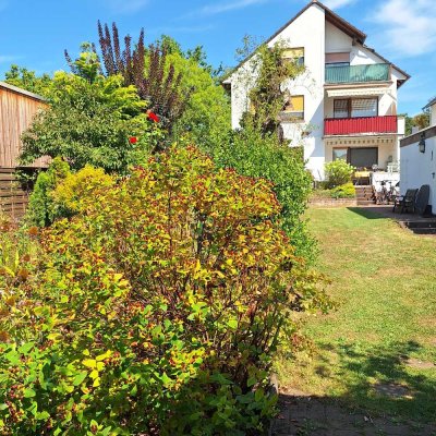 Pauschalmiete; 3 Zimmer Erdgeschosswohnung mit Balkon in Offenbach Rumpenheim