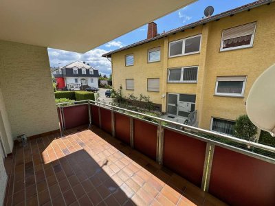 Erstbezug! Frisch renovierte 4-Zi.-Wohnung mit Balkon in Großen Linden!