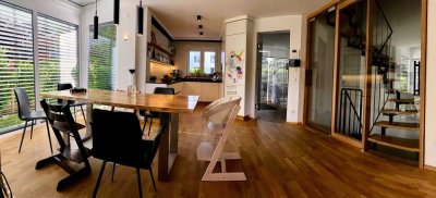 Modernes Reiheneckhaus