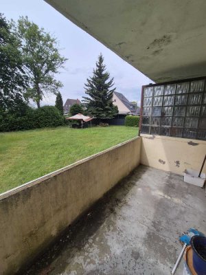Renovierungsbedürftige EG Wohnung zu vermieten
